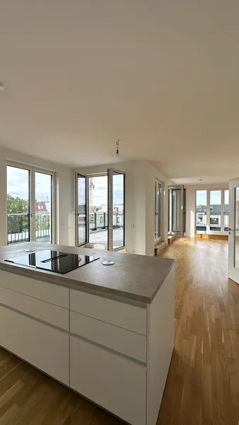 Dachgeschoss * 5 Zimmer * Rund-um-Terrasse * Einbauküche * 2 Bäder * Zweitbezug * Prenzlauer Berg — photo 1